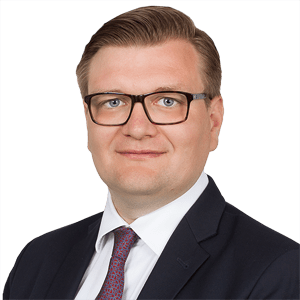 Dr. Dennis Froneberg - Head of Financial Lines DACH AIG Europe