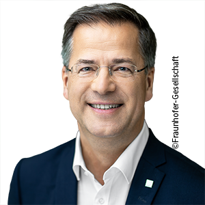 Prof. Dr. Axel Müller-Groeling - Vorstand für Forschungsinfrastruktur und Digitalisierung Fraunhofer